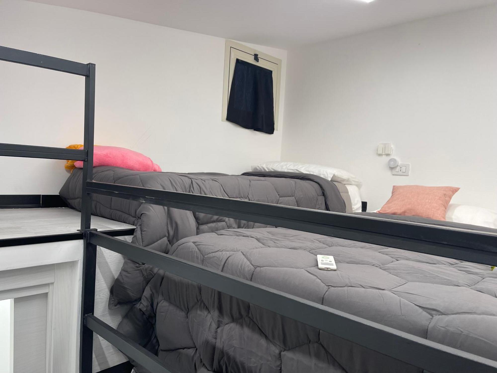 Отель Lux House Naples Airport Экстерьер фото